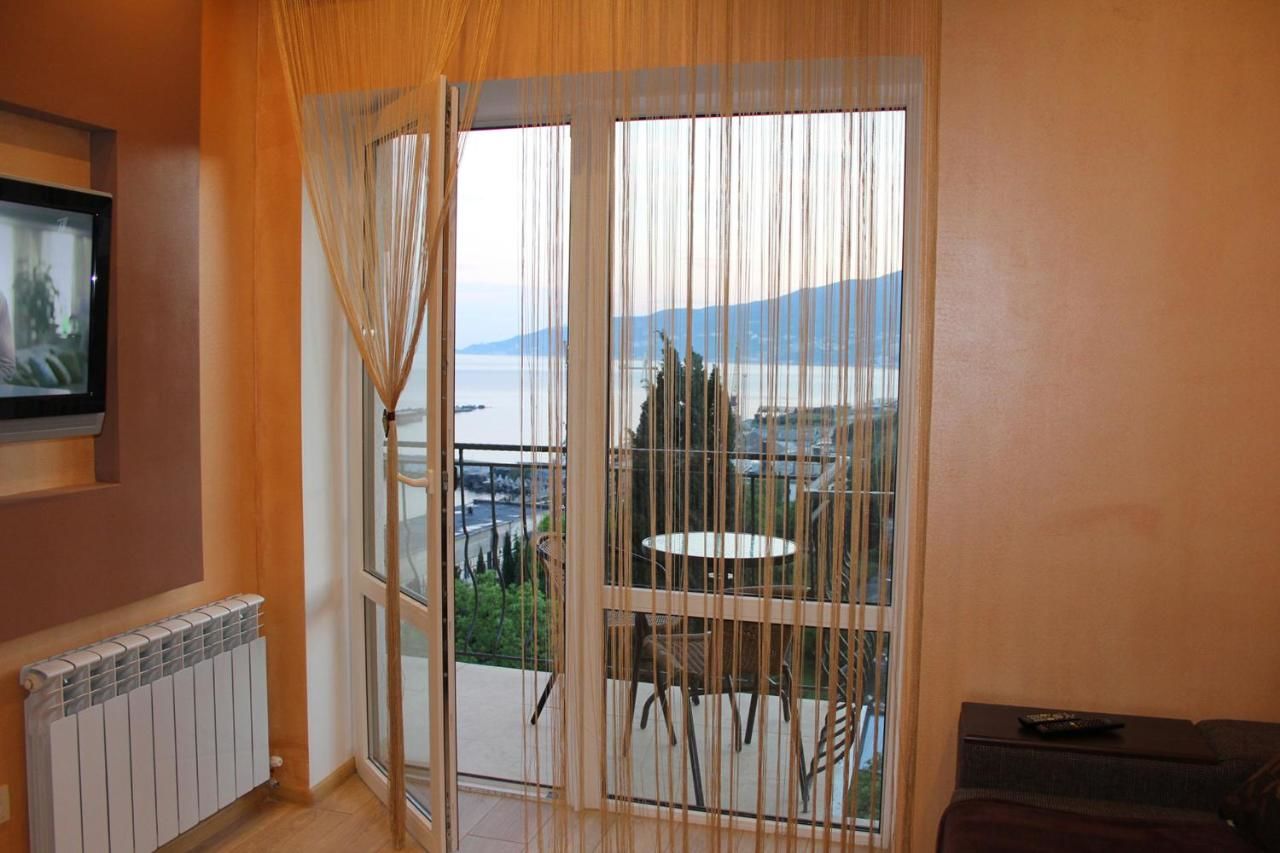 Гостевой дом Guest House Panorama  Ялта