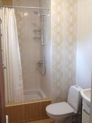 Гостевой дом Guest House Panorama  Ялта Апартаменты-студио с видом на море-9
